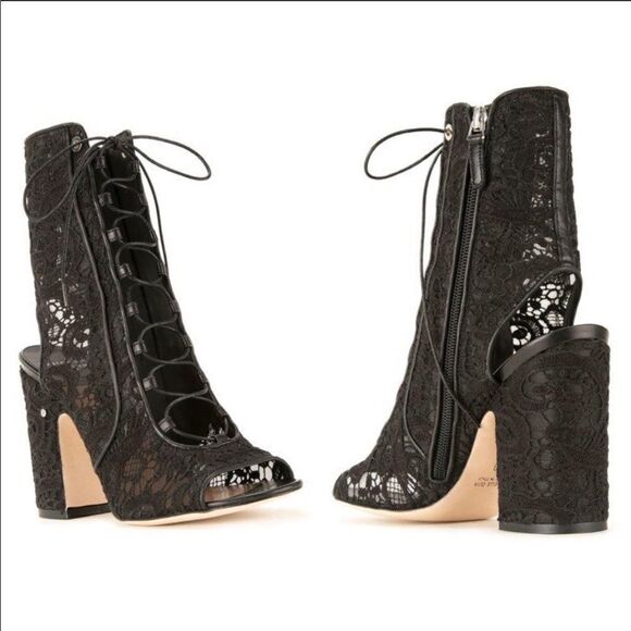 New Lawrence Decade Lace Booties NWOB - Picture 3 of 8